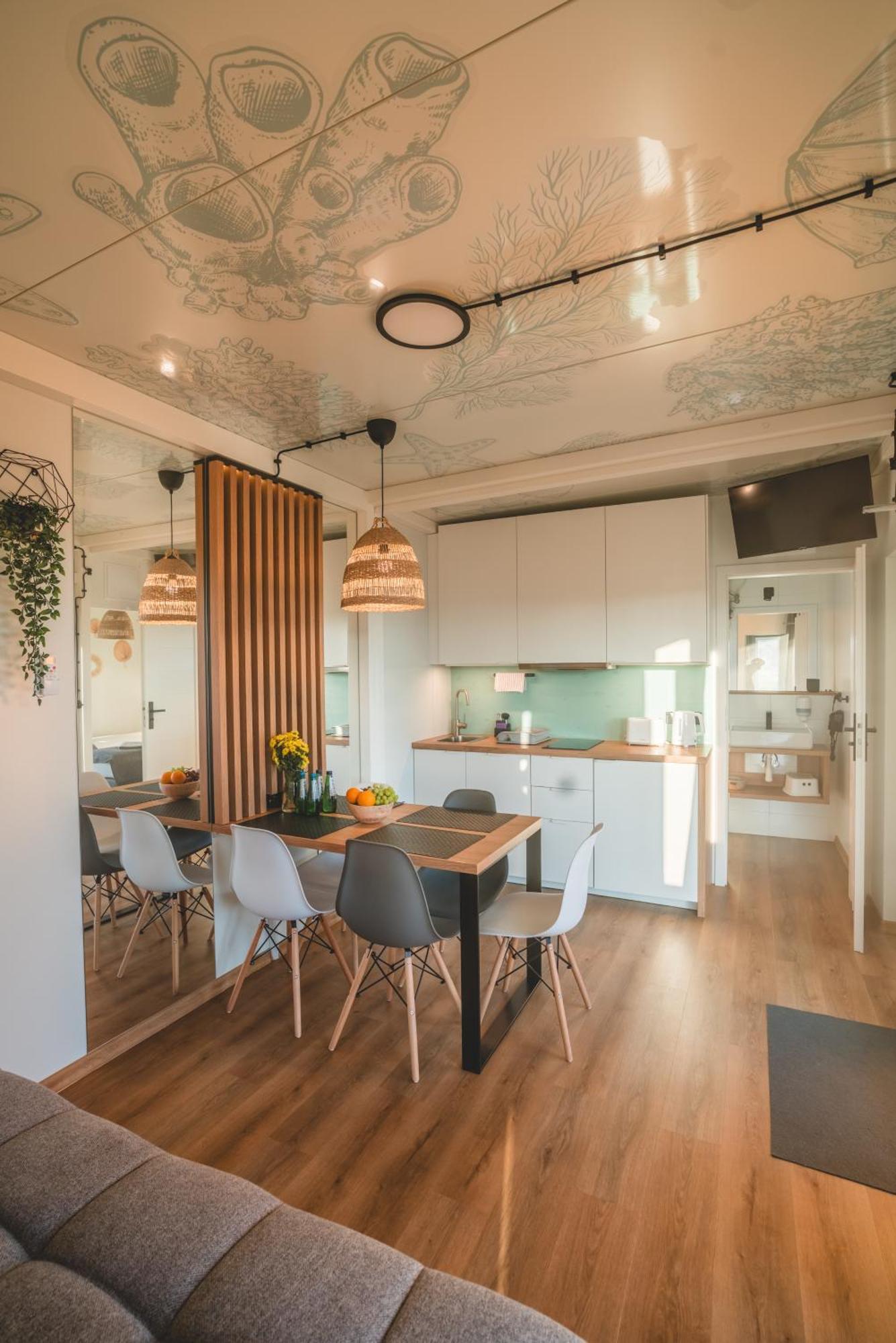 Rresort Holiday Homes Реваль Экстерьер фото